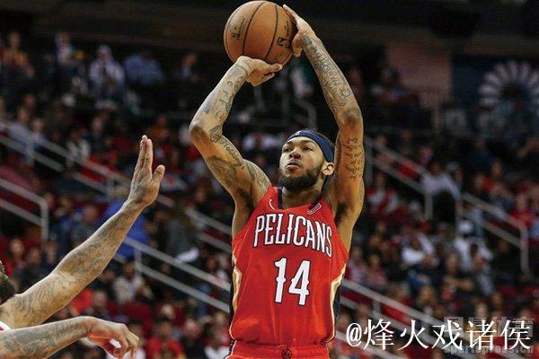 英格拉姆上半场投篮9中5，三分4中3得到18分2篮板