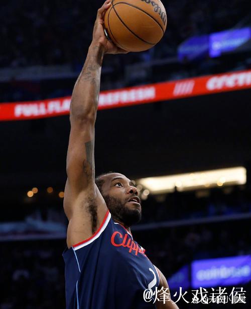 暗无天日!快船在最近的10场比赛中取得1胜9负的战绩 暗无天日!快船在最近的10场比赛中取得1胜9负的战绩