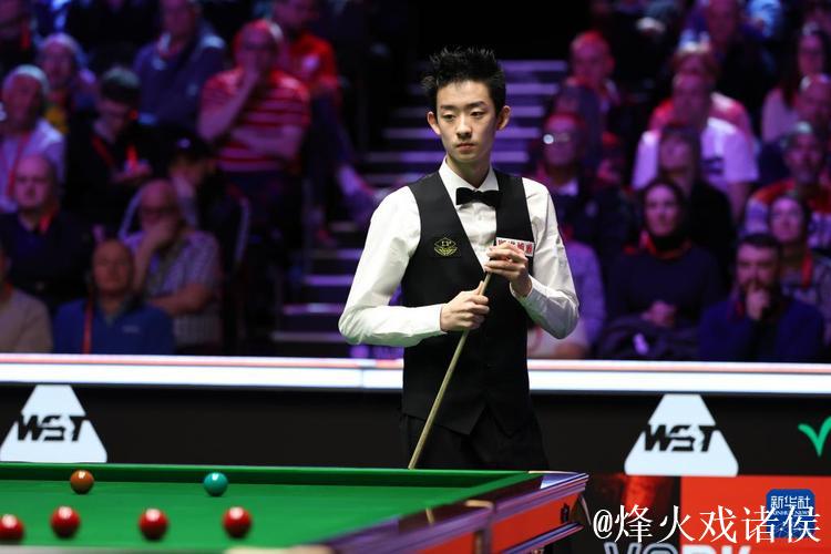 吴宜泽1-6不敌罗伯逊 无缘斯诺克英锦赛八强 吴宜泽1-6不敌罗伯逊 无缘斯诺克英锦赛八强